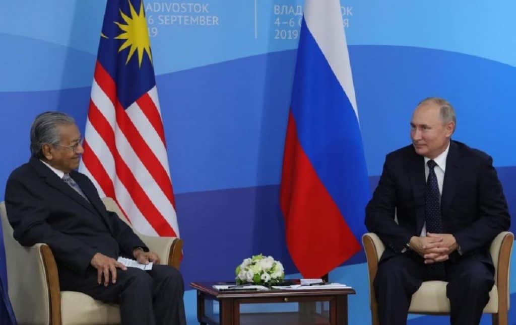 Malaysia Prime Minister Dr Mahathir Mohamad and Russian President Vladimir Putin