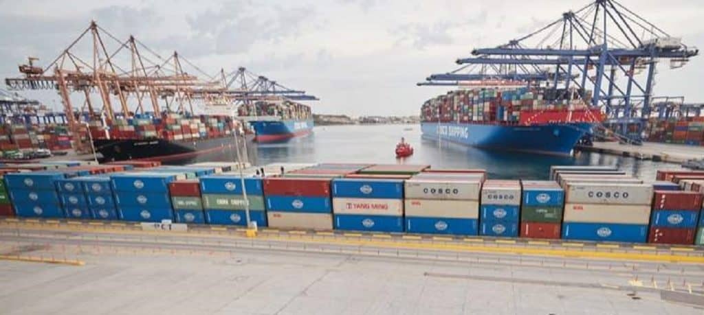 Cosco Shipping in Piraeus