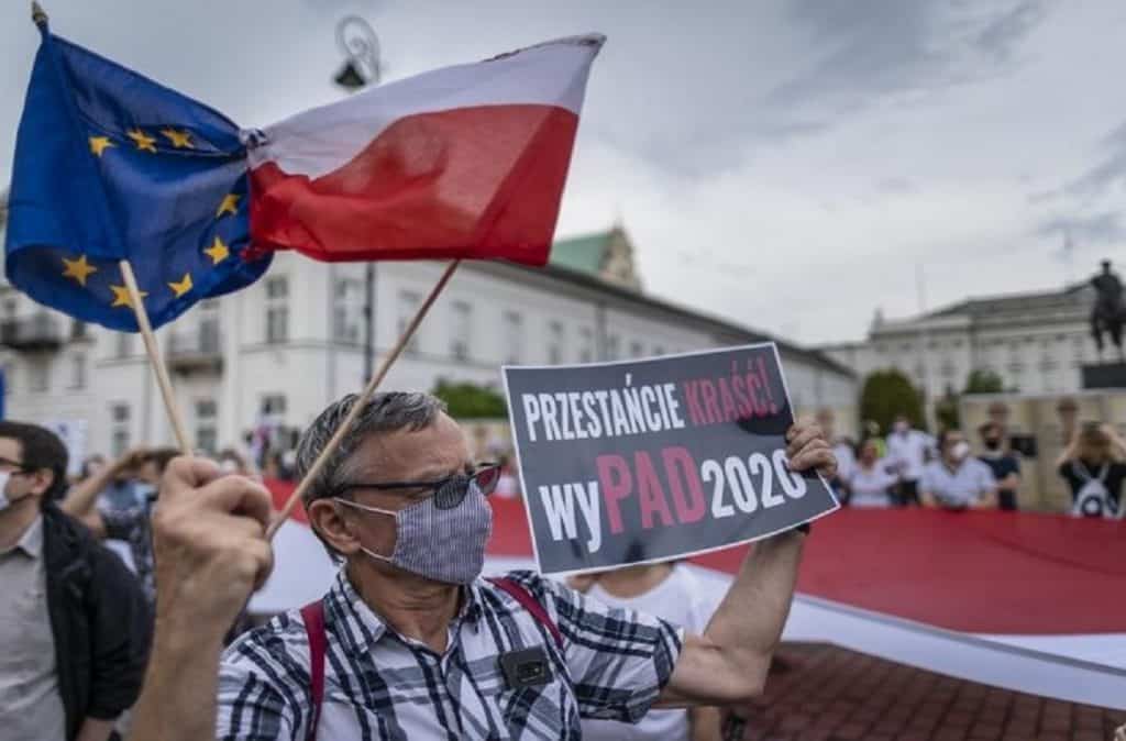 Protestas en Polonia contra el ataque a los valores democráticos