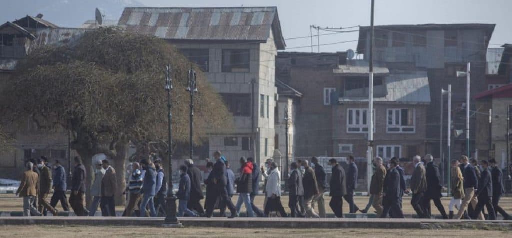 Viaje guiado de enviados extranjeros a Cachemira