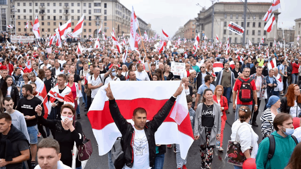 Belarus crowd protests