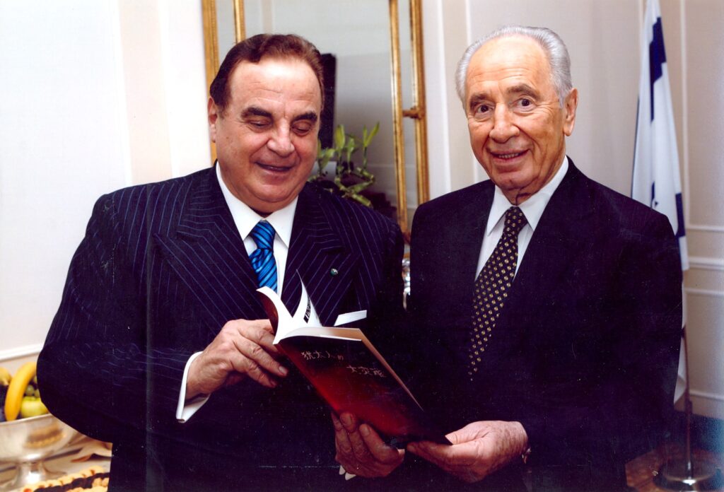 Giancarlo Elia Valori with Shimon Peres